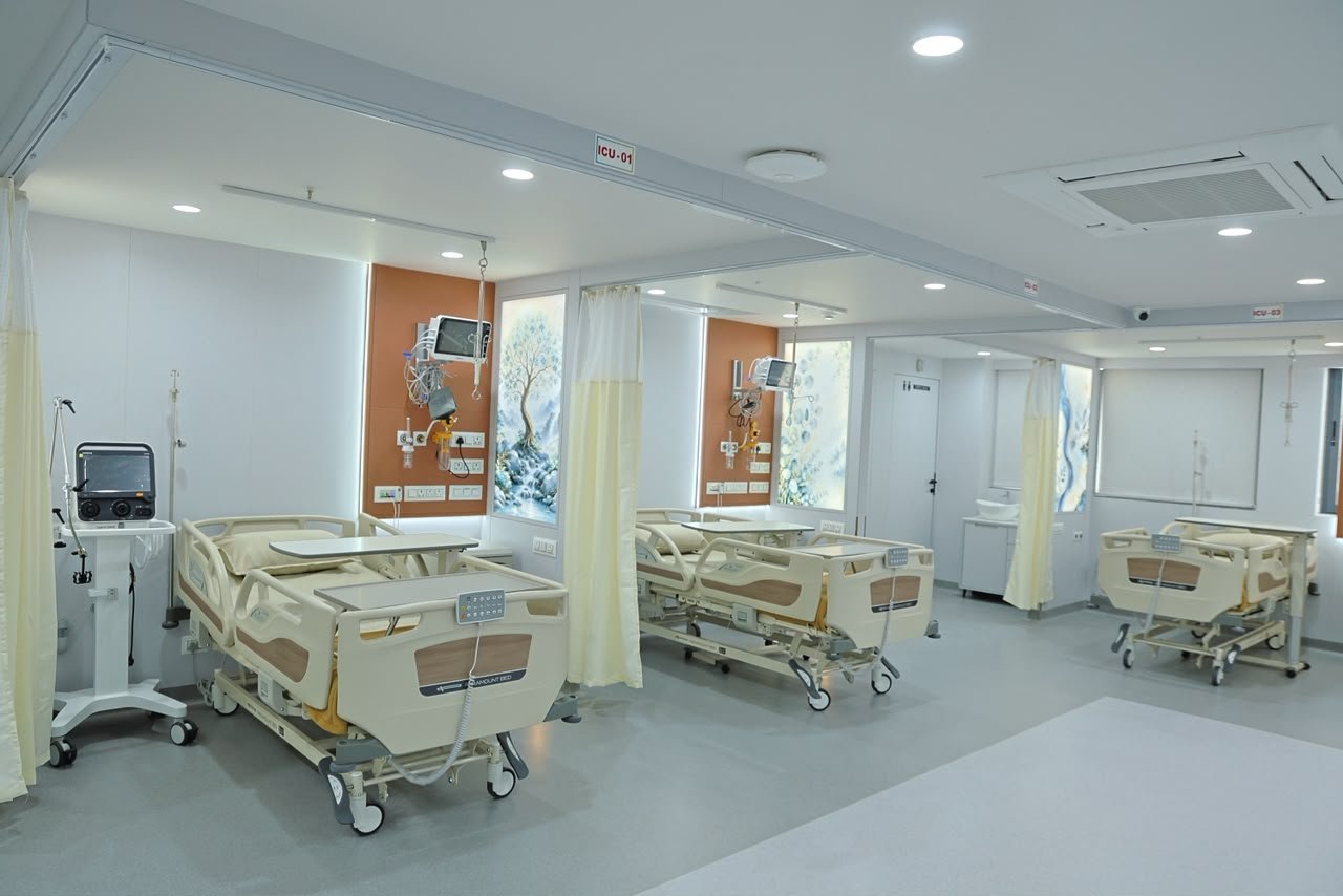 Patient Care Area at Avadh Hospital Nikol, photo 2